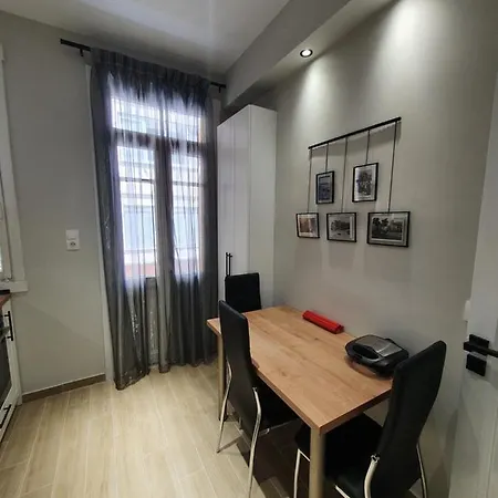 Egnatia Appartement *